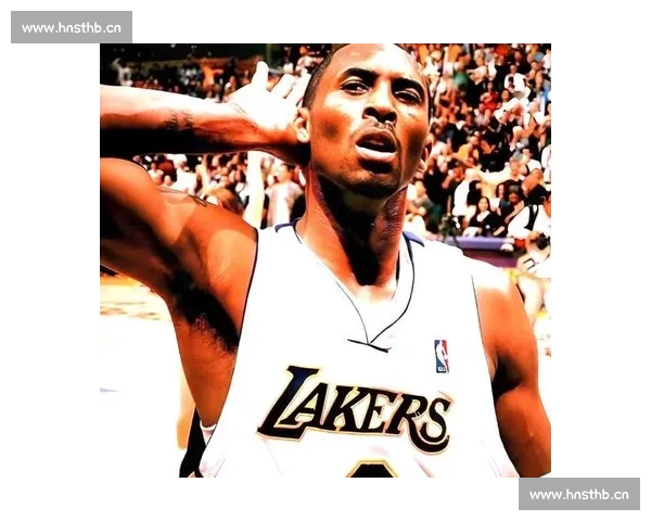 围绕科比赛季场均得分解析其巅峰表现与进攻艺术魅力风采全面探秘